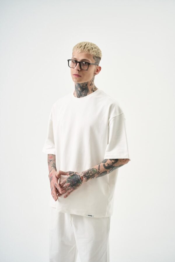 ESSENTIAL T-SHIRT - WHITE