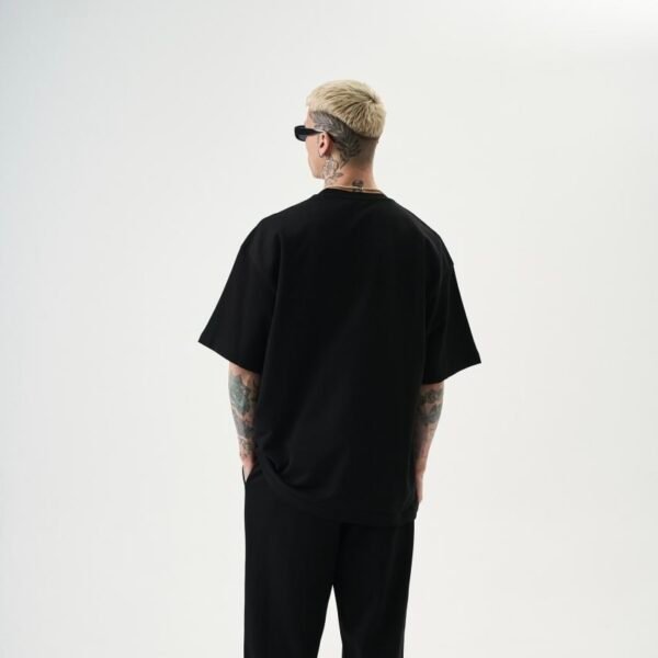 ESSENTIAL T-SHIRT - BLACK