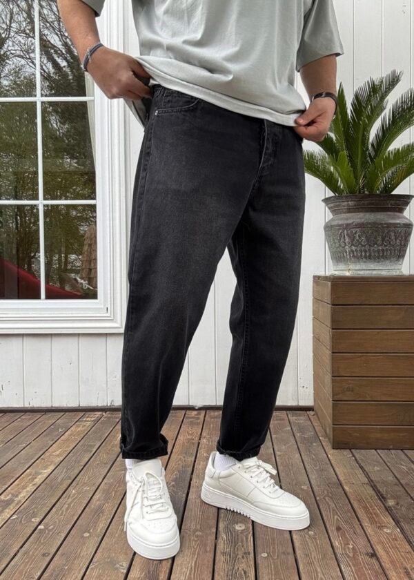 BOYFRIEND JEANS - BLACK