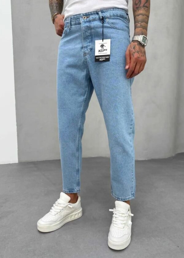BOYFRIEND JEANS - BABY BLUE