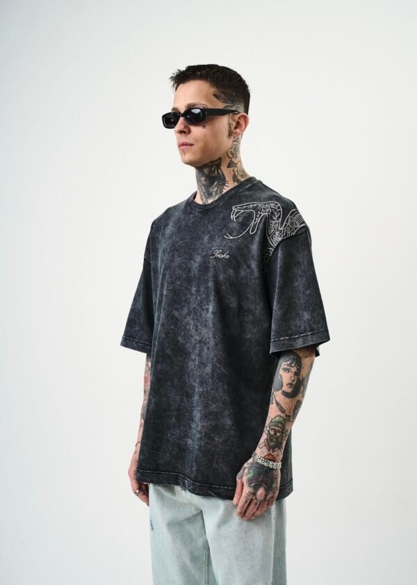 Screenshot SNAKE WASHED T-SHIRT - BLACK