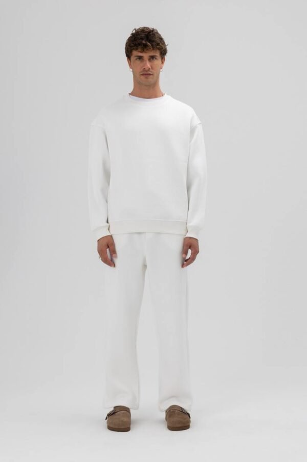 ESSENTIAL SWEATSHIRT - WHITE
