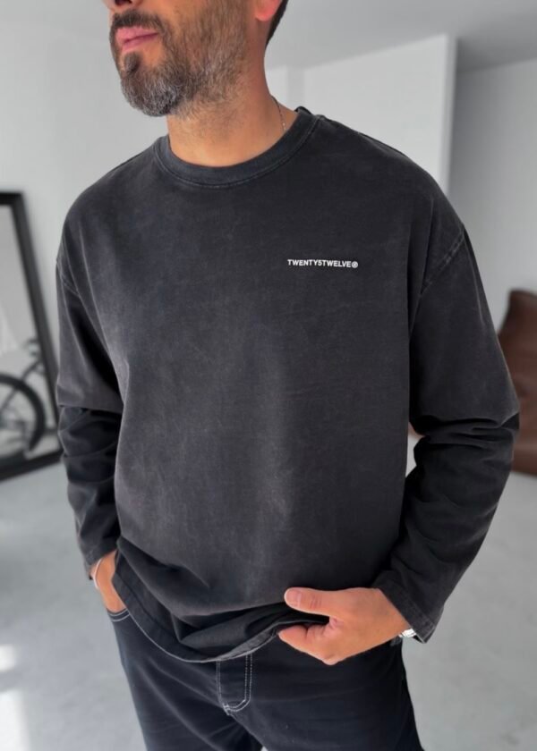 WASHED SWEATSHIRT - BLACK