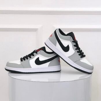 AIR JORDAN 1 LOW LIGHT SMOKE GREY