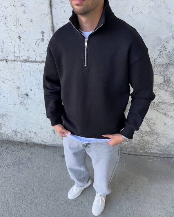 ESSENTIAL QUARTER ZIPPER - BLACK