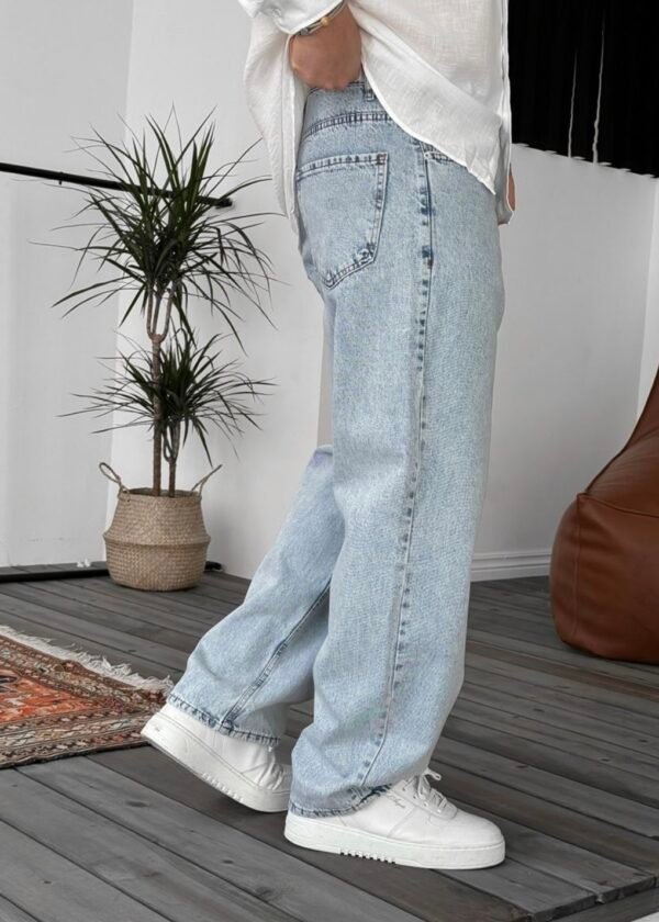 RELAXED BAGGY JEANS - ICE BLUE